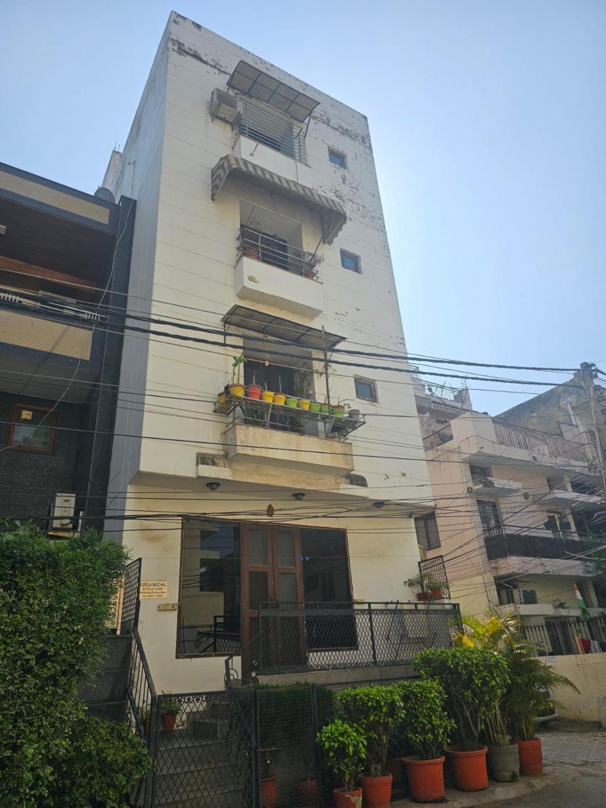 Sky Bloom Luxury Homestay นิวเดลี ภายนอก รูปภาพ